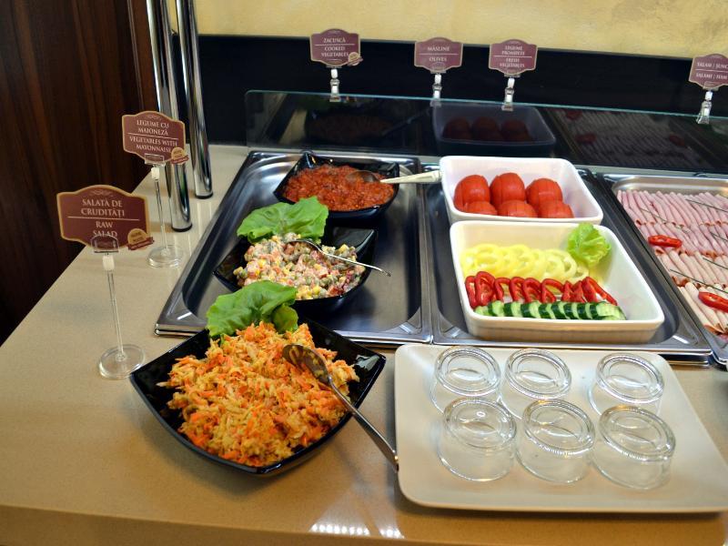 ホテル Inter Business ブカレスト エクステリア 写真